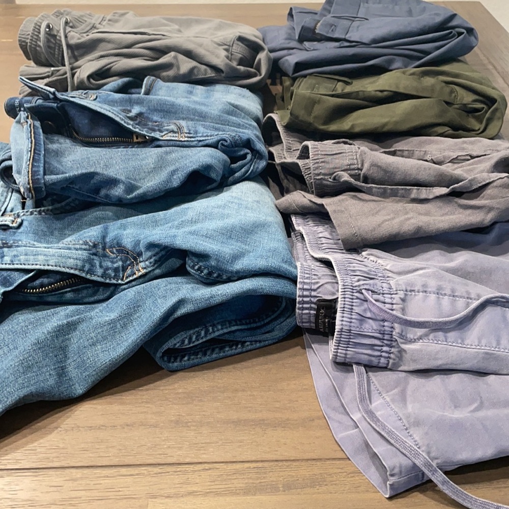 Banana Republic Men’s Bottoms, size M LOT - Picture 2 of 3